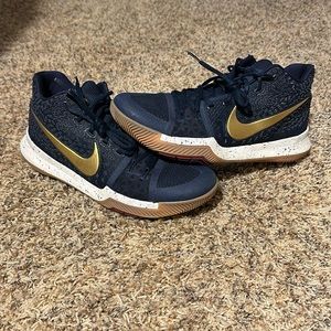 Kyrie Irving Basketball shoes